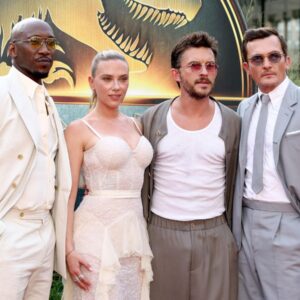 Bagaimana Pencipta Mengubah Kata -Kata Seperti 'Kacamata Kecil Slutty' Menjadi Konsumsi