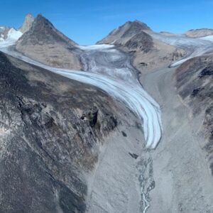 Erosi glasial Arktik Kanada