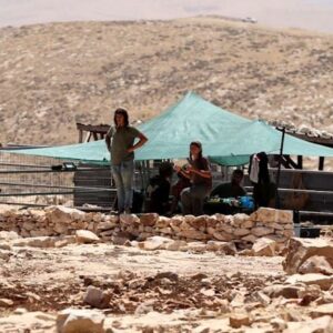 Pelanggaran pemukim, serangan yang dilaporkan di area bank W. yang berbeda