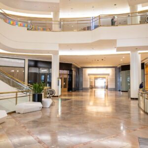 Akankah Dekat Pusat San Francisco yang Kosong Menemukan Pembeli?