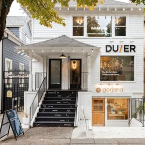 Merek Kanada DUER Membuka Toko Portland, Mengincar Pertumbuhan AS