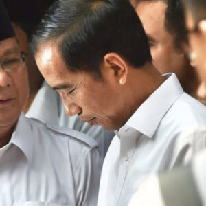 Prabowo Jadi Sandaran Jokowi dan Relawannya