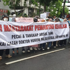 Tersandung Isu Ijazah S3 Palsu Arsul Sani Dituntut Mundur dari Hakim Konstitusi