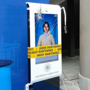 AI UGM Pensiun Dini Usai Sebut Jokowi Bukan Alumni