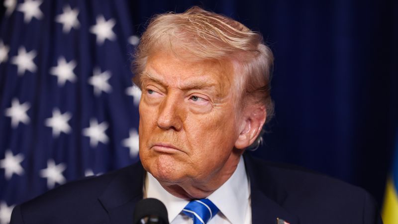 Trump mengatakan AS menghancurkan 'fasilitas besar' sebagai bagian dari kampanye Venezuela